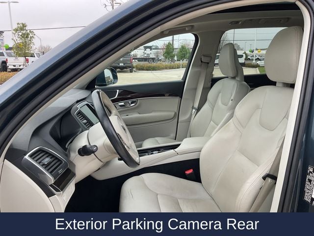 2018 Volvo XC90 T6 Momentum