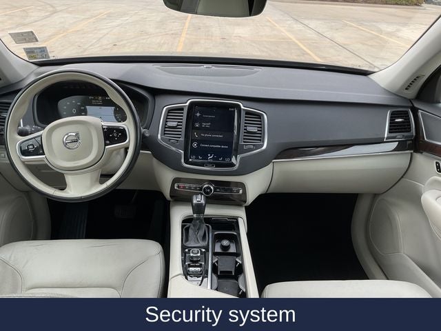 2018 Volvo XC90 T6 Momentum