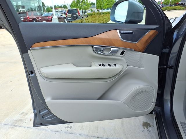 2018 Volvo XC90 T6 Inscription