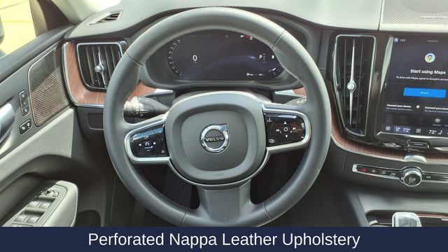2023 Volvo XC60 B5 Ultimate Bright Theme