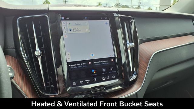 2023 Volvo XC60 B5 Ultimate Bright Theme