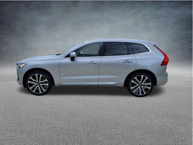 2023 Volvo XC60 B5 Ultimate Bright Theme