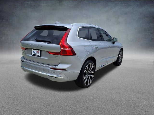 2023 Volvo XC60 B5 Ultimate Bright Theme