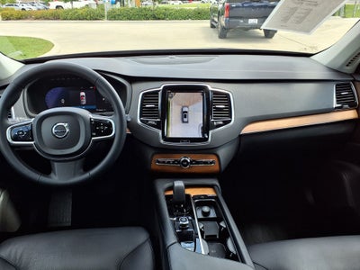 2024 Volvo XC90 B5 Plus