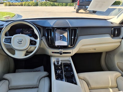 2023 Volvo XC60 B5 Ultimate Bright Theme