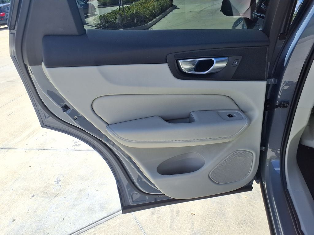 2024 Volvo XC60 B5 Core
