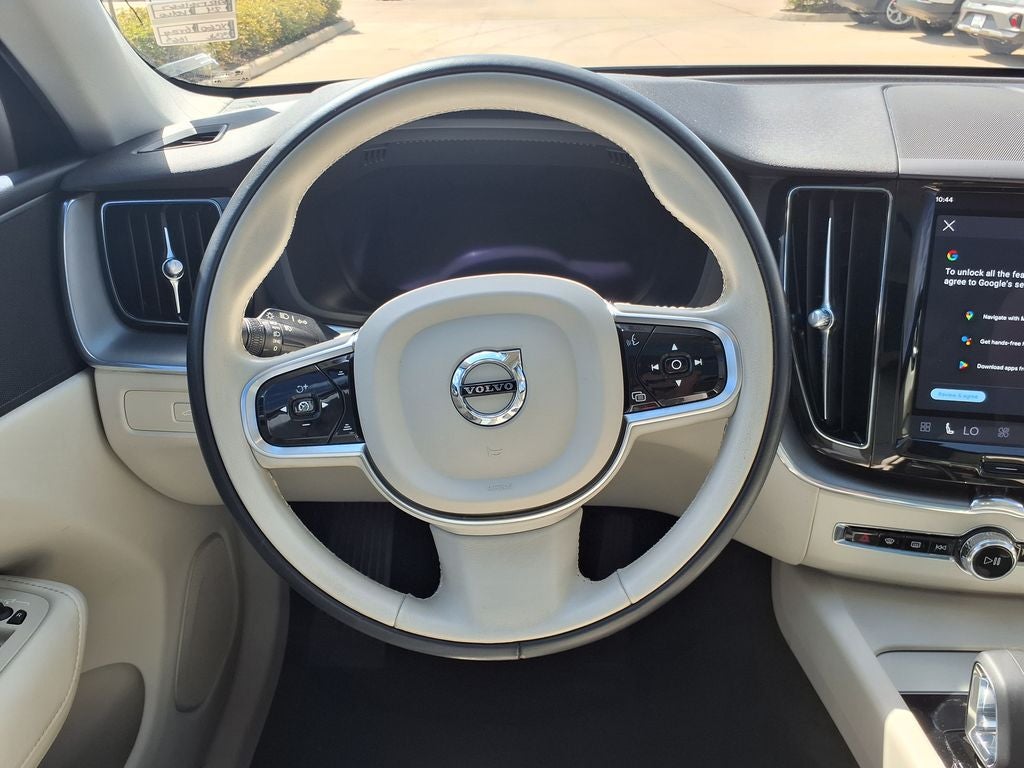 2024 Volvo XC60 B5 Core