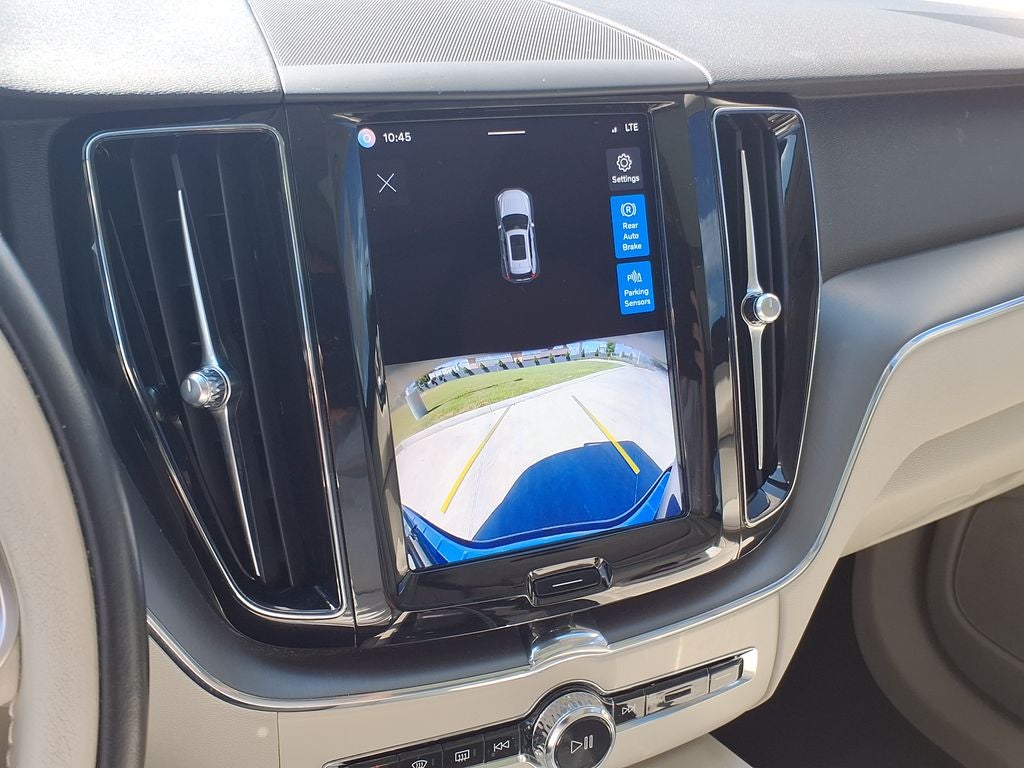 2024 Volvo XC60 B5 Core