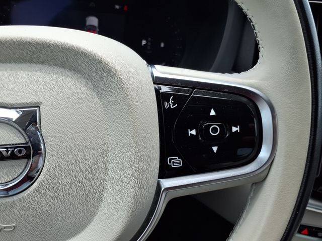 2023 Volvo XC60 B5 Core