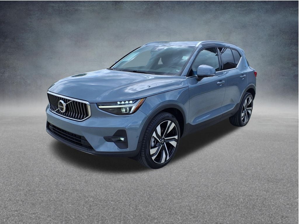 2023 Volvo XC40 Ultimate