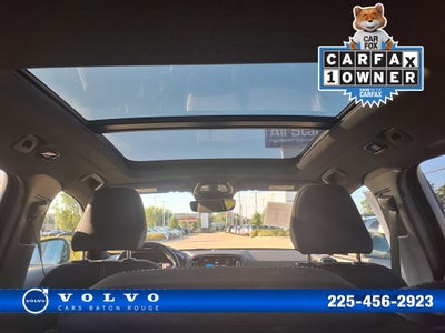 2023 Volvo XC40 B5 Plus Dark Theme
