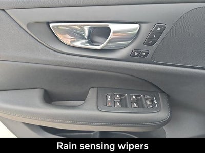 2025 Volvo V60 Cross Country B5 Plus