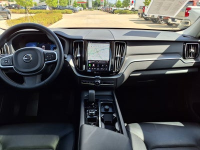 2025 Volvo XC60 B5 Core