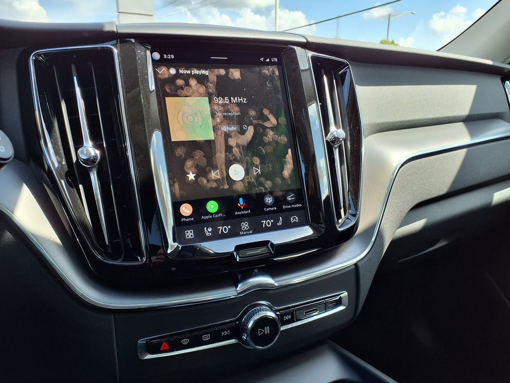 2025 Volvo XC60 B5 Core