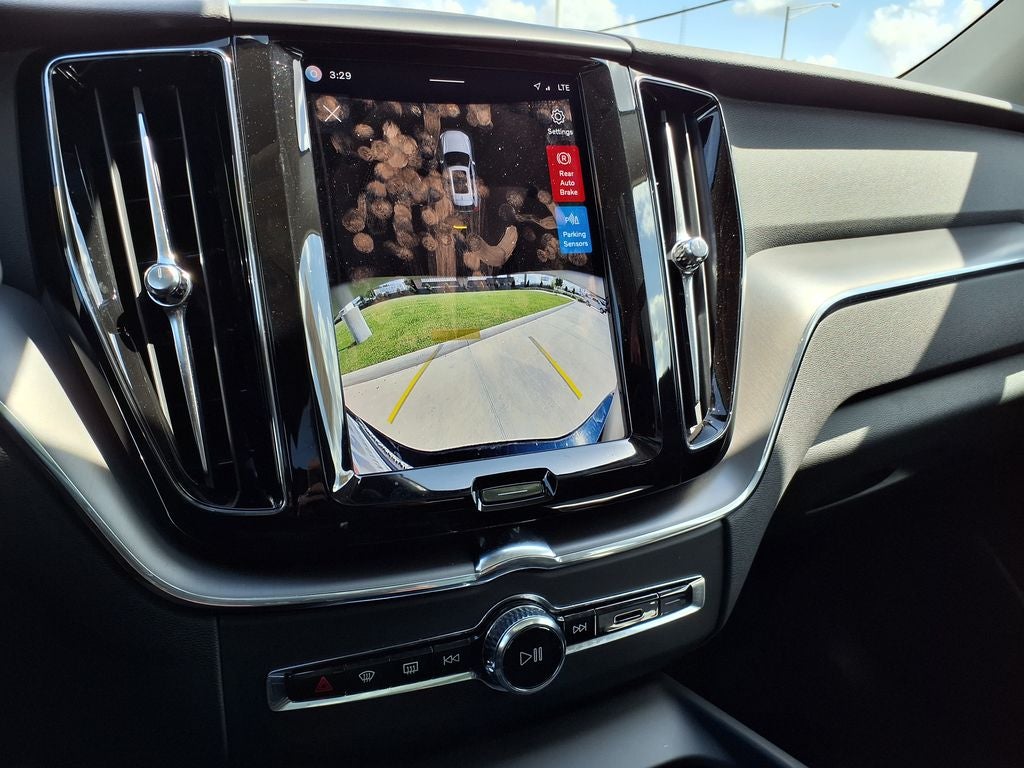 2025 Volvo XC60 B5 Core