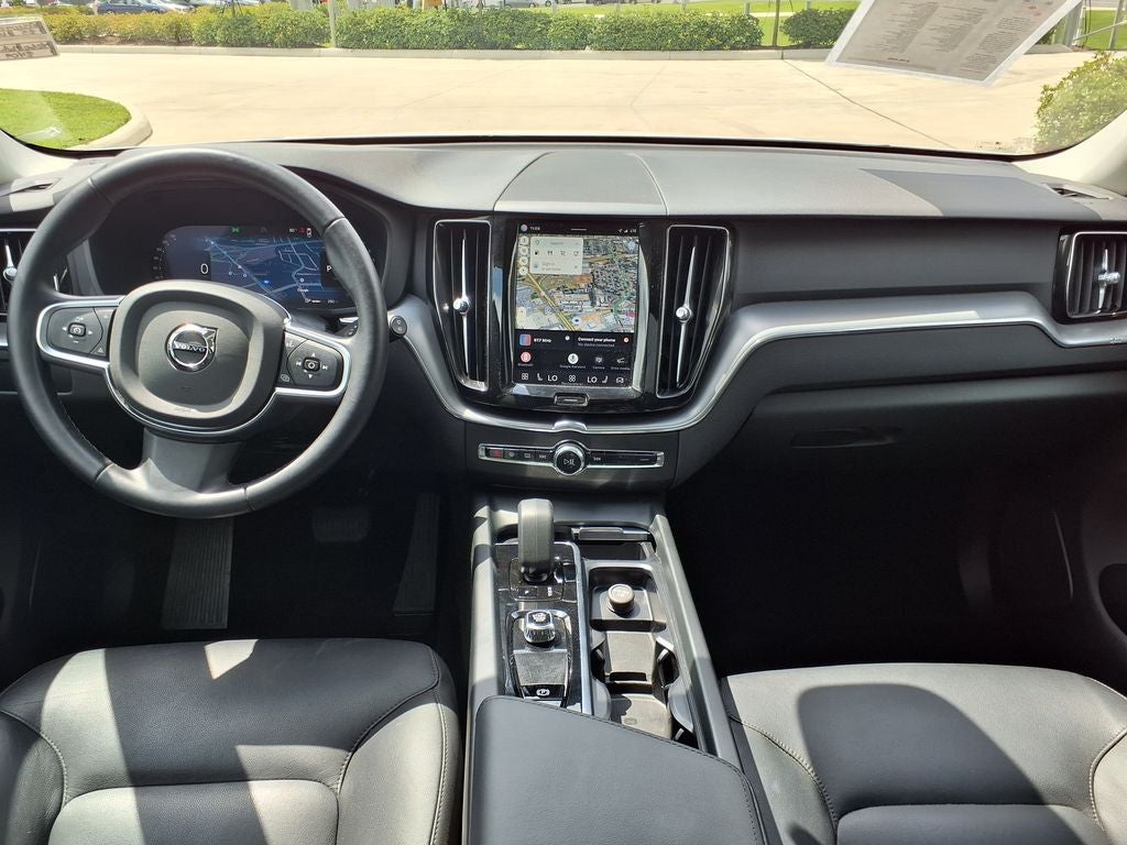 2025 Volvo XC60 B5 Core