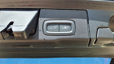 2025 Volvo XC60 B5 Core