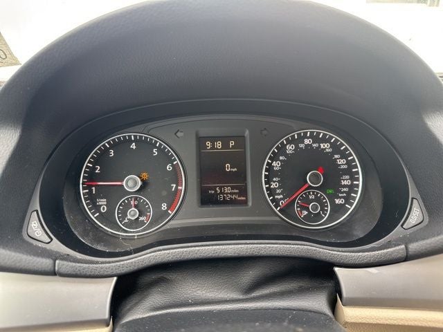 2015 Volkswagen Passat 1.8T Limited Edition