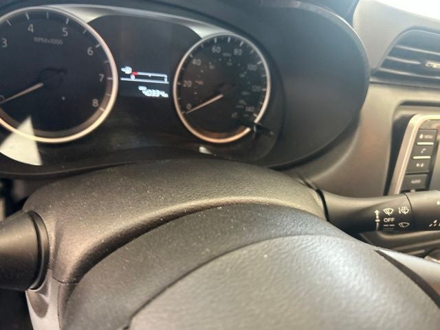 2024 Nissan Versa 1.6 S