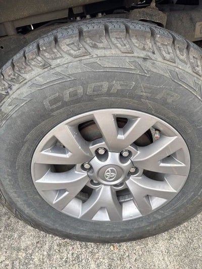 2019 Toyota Tacoma SR5 V6