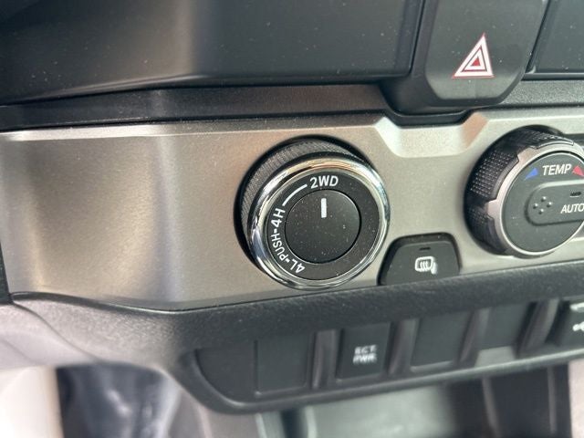 2022 Toyota Tacoma SR V6