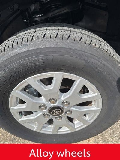 2025 Toyota Tacoma SR5