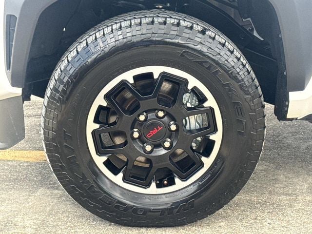 2025 Toyota Tacoma Hybrid TRD Off Road
