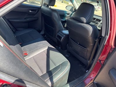 2017 Toyota Camry SE