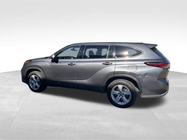 2022 Toyota Highlander L