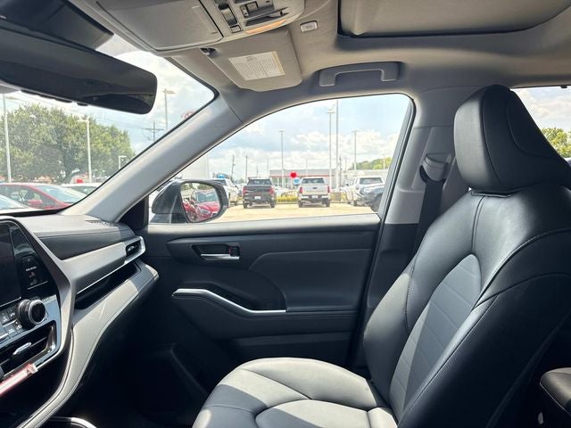 2026 Toyota Highlander Hybrid XLE