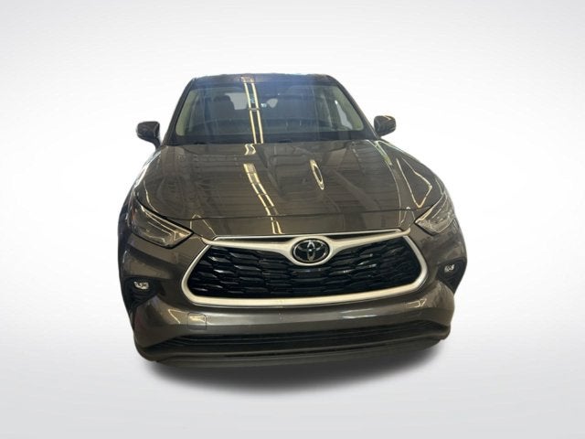 2025 Toyota Highlander LE