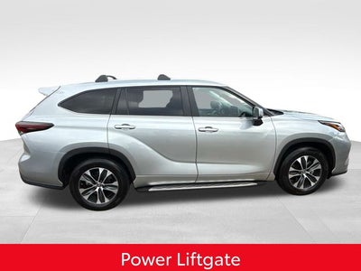 2025 Toyota Highlander XLE