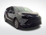 2025 Toyota Sienna LE 8 Passenger