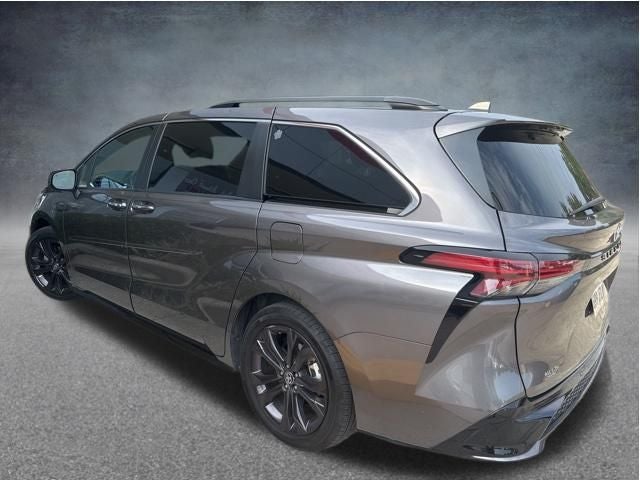 2022 Toyota Sienna XSE 7 Passenger