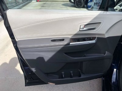 2024 Toyota Sienna XLE 8 Passenger