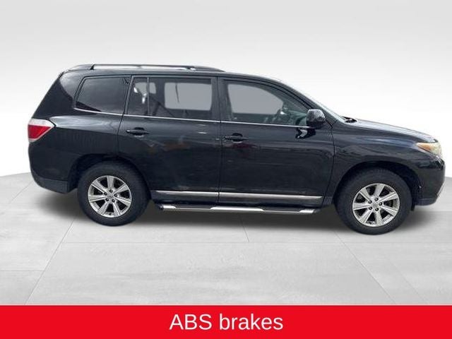 2013 Toyota Highlander SE