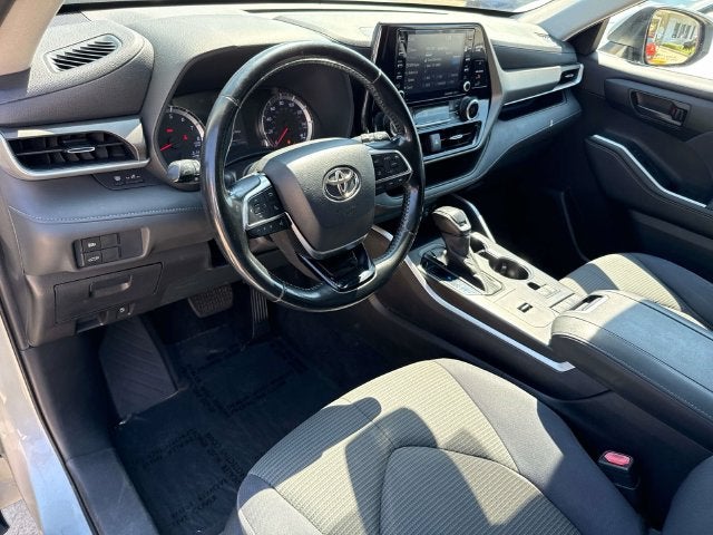 2021 Toyota Highlander LE