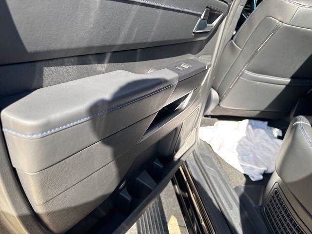 2025 Toyota Tundra Hybrid Platinum