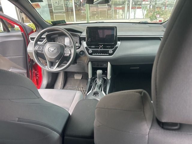 2024 Toyota Corolla Cross Hybrid SE
