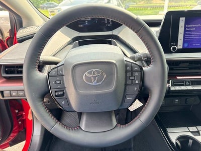 2025 Toyota Prius Plug-In Hybrid SE