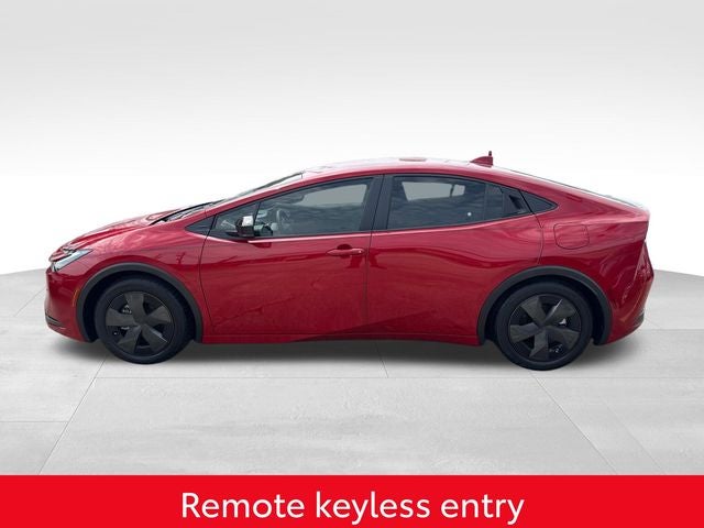 2025 Toyota Prius Plug-In Hybrid SE