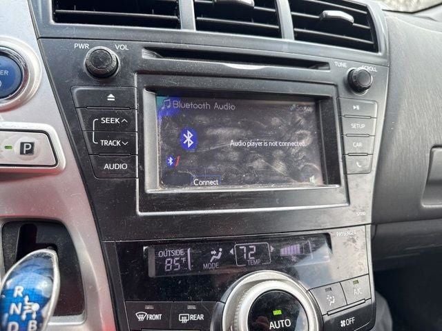 2013 Toyota Prius v Two