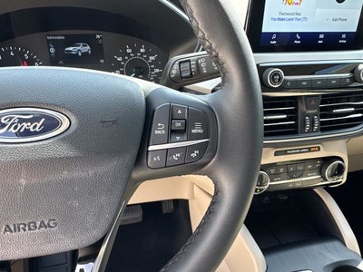2022 Ford Escape SE