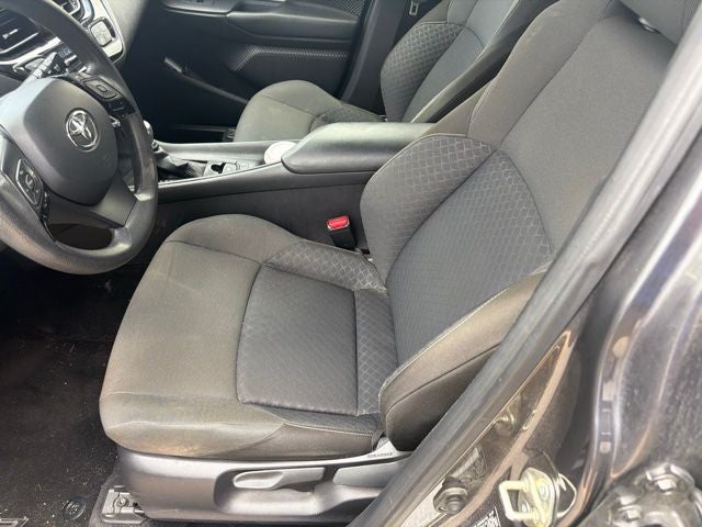 2021 Toyota C-HR LE