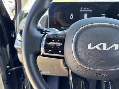 2025 Kia Carnival LXS